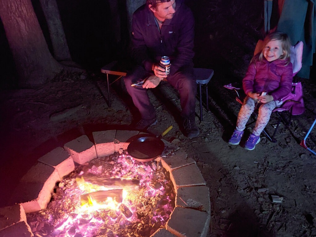 Hossana Farm Stay - camp fire